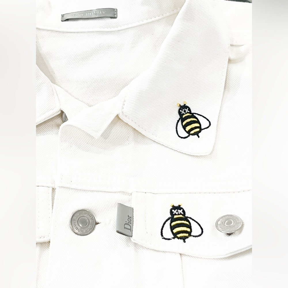 Dior X Kaws White Bee Embroidered Denim Jacket - Picture 7 of 8